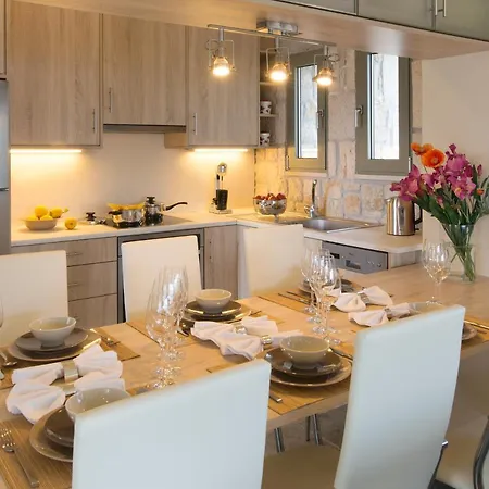 Saffron * Spartokhorion