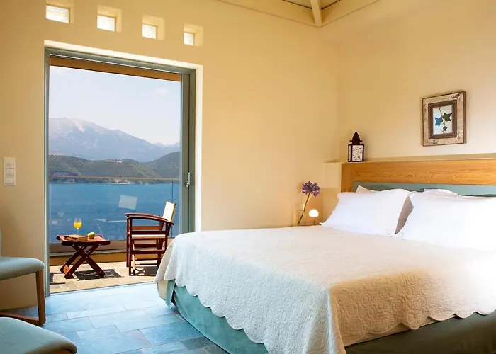 Villa Saffron Lefkada City